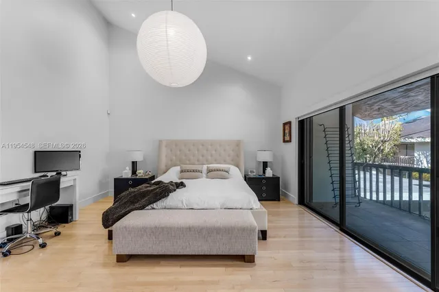 $925,000 | 6611 Southwest 72nd Street, Unit 38, South Miami, FL 33143