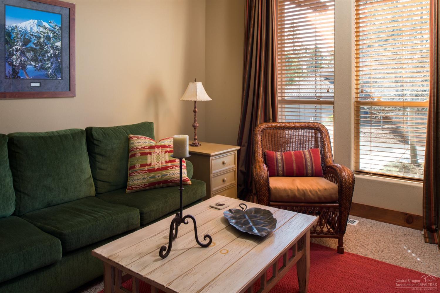 13 Oregon Loop Sunriver, OR 97707 - Photo 16 of 21 Additional Photo