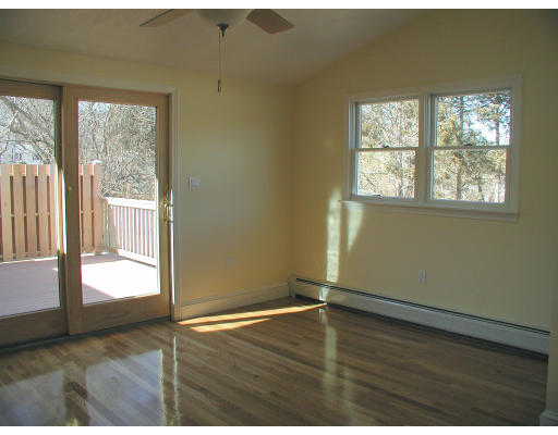 55 Rhodes Circle, Unit 55 Hingham, MA 02043 - Photo 4 of 10 Gallery Image 4