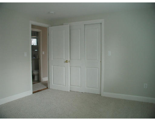 55 Rhodes Circle, Unit 55 Hingham, MA 02043 - Photo 8 of 10 Gallery Image 8