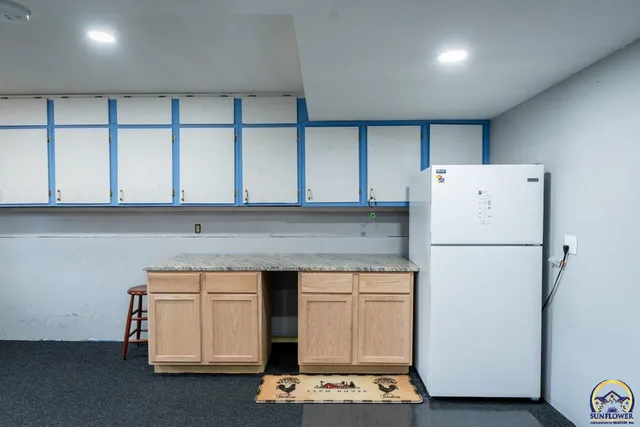 $245,000 | 6549 Southwest 26th Court, Topeka, KS 66614