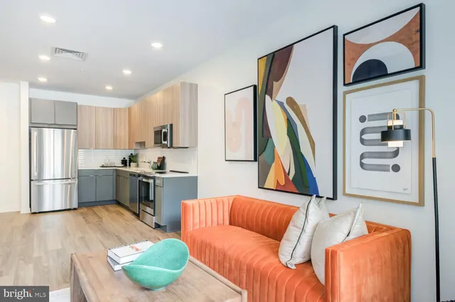 $1,940 | 501-31 North Christopher Columbus Boulevard, Unit 2325, Philadelphia, PA 19123