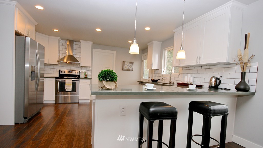 520 Stevens Avenue Northwest Renton, WA 98057 - Photo 14 of 25