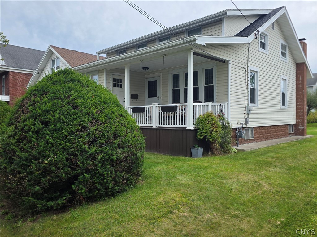 1828 Rutger Street Utica, NY 13501 - Photo 1 of 48 Gallery Image 1