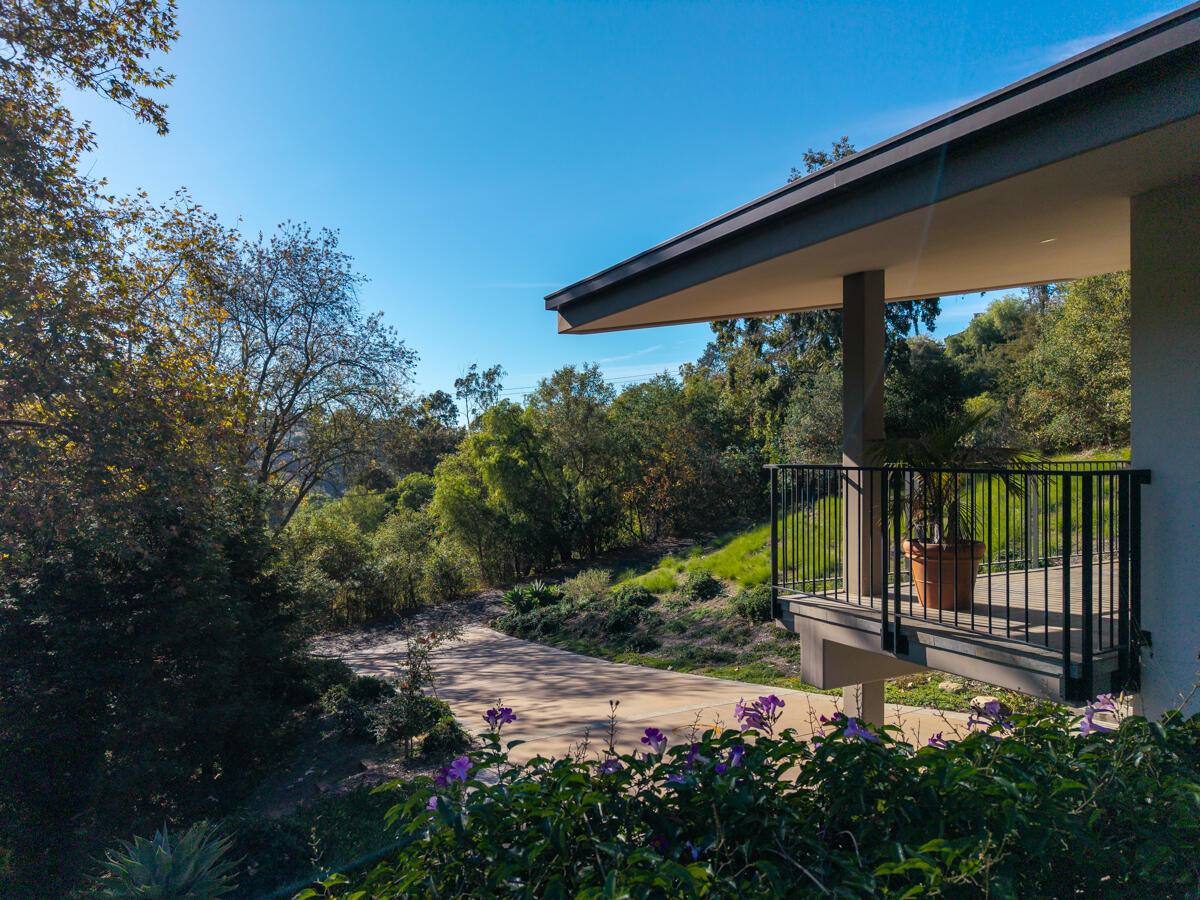 2800 Palomino Ridge Lane Santa Barbara, CA 93105 - Photo 26 of 53 DJI_20251217052059_0204_D_ROY