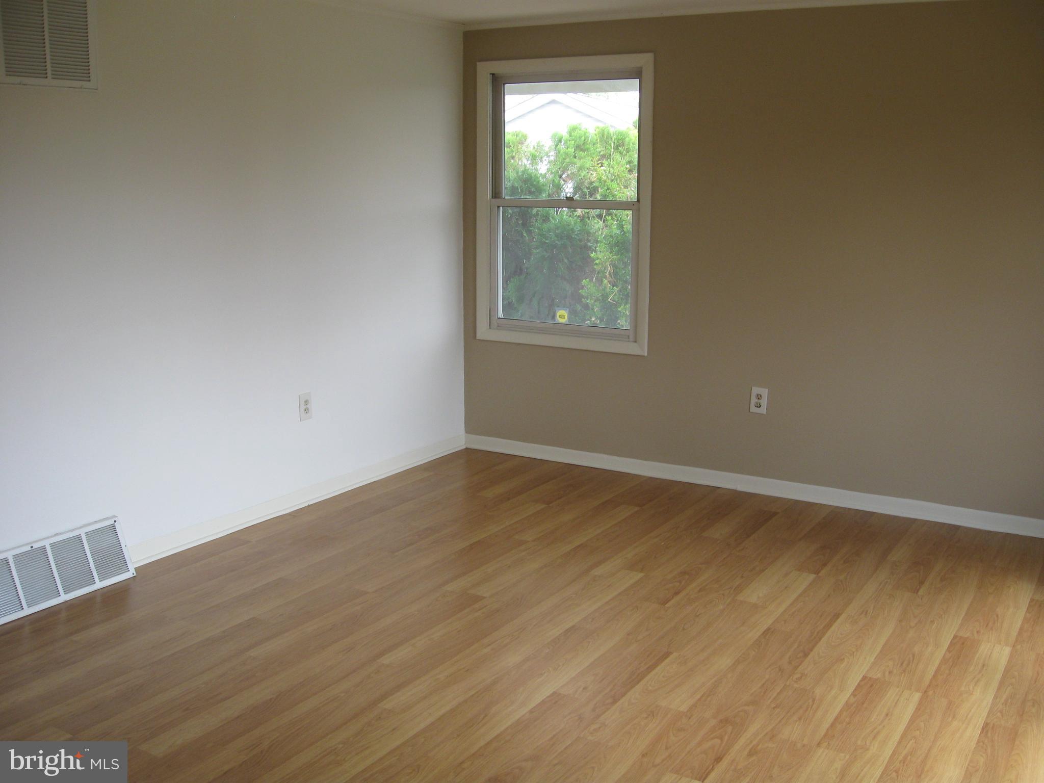 8 Hogback Road Trenton, NJ 08620 - Photo 6 of 22
