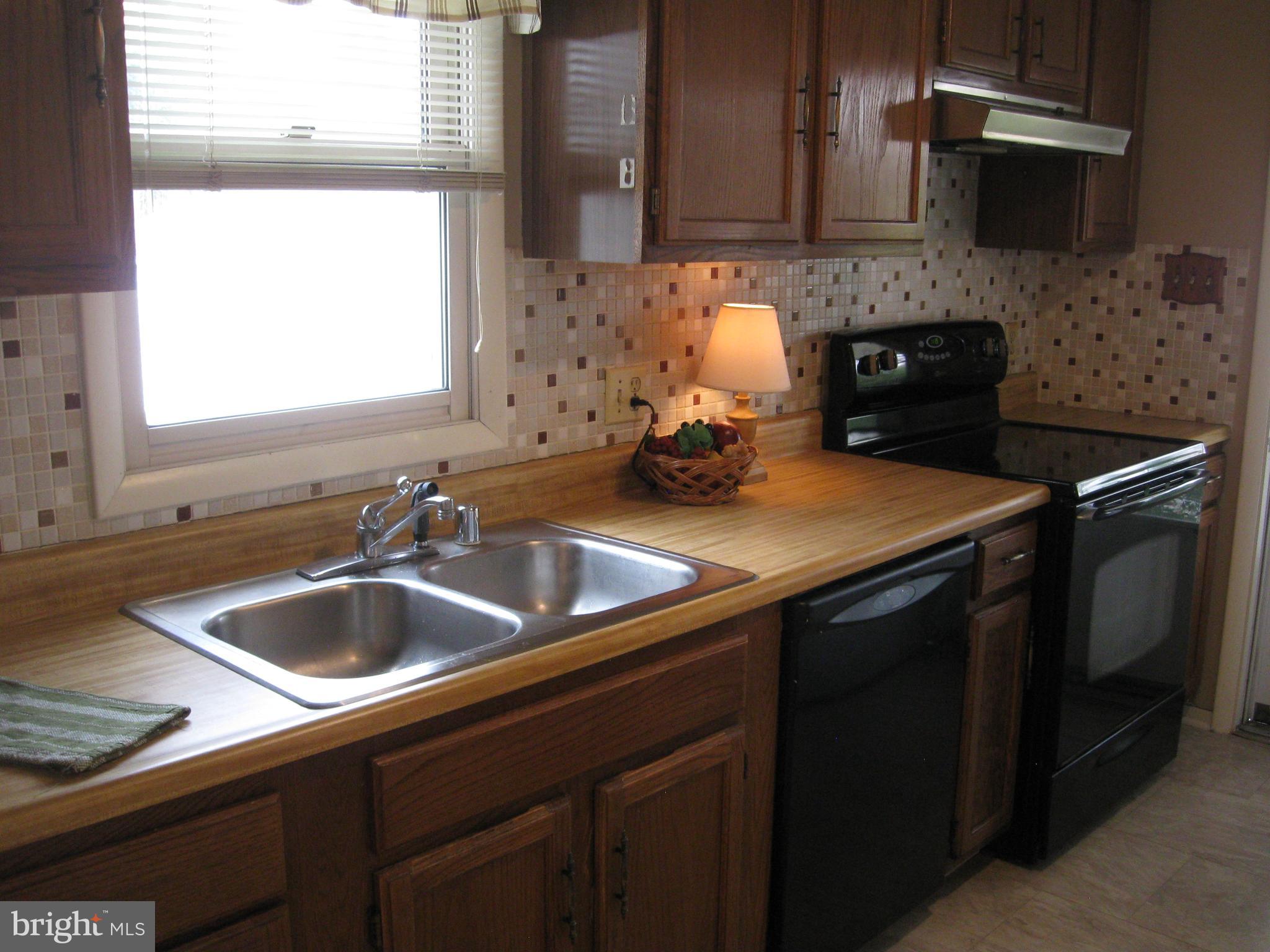 8 Hogback Road Trenton, NJ 08620 - Photo 10 of 22