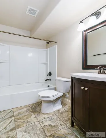 $425,000 | 805 West Falcon Circle, Blackfoot, ID 83221