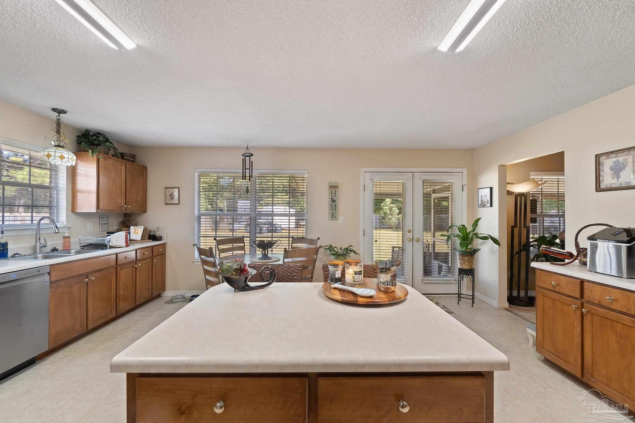 3656 Berrypatch Lane Pace, FL 32571 - Photo 16 of 44 Gallery Image 16