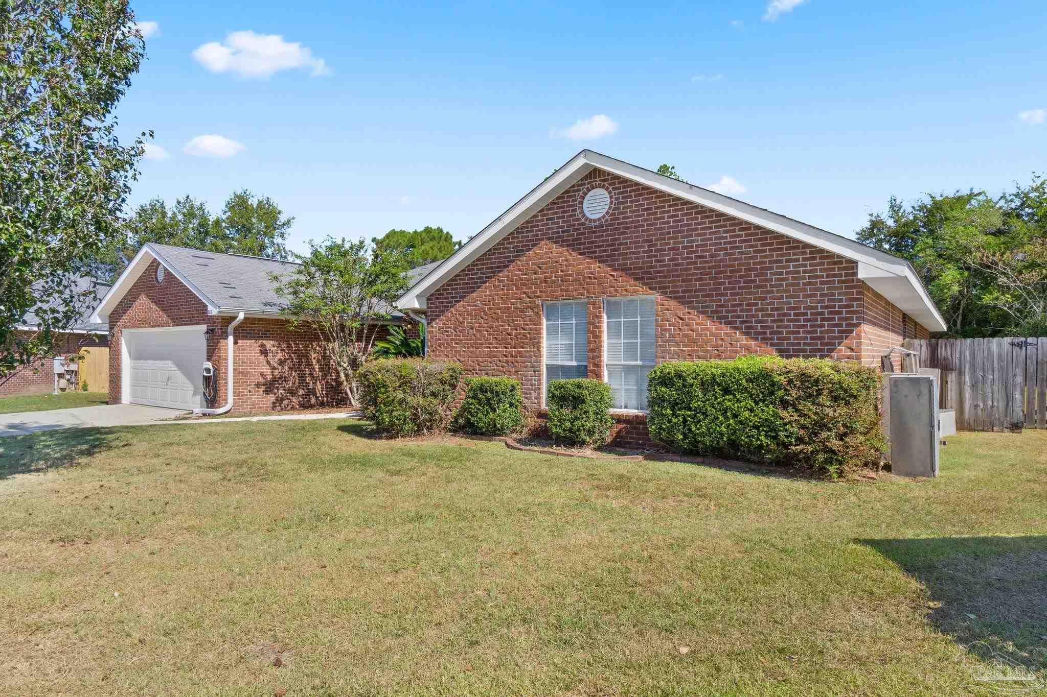 3656 Berrypatch Lane Pace, FL 32571 - Photo 3 of 44 Gallery Image 3