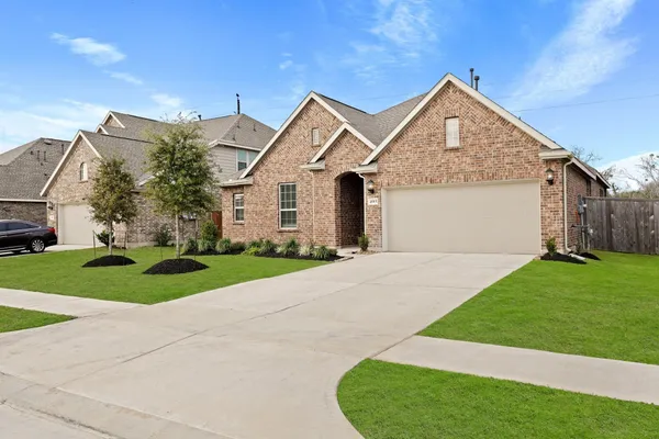 $2,450 | 4915 Sierra Ridge Drive, Rosenberg, TX 77469