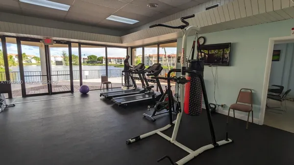 $130,000 | 8000 Sunrise Lakes Drive North, Unit 309, Sunrise, FL 33322