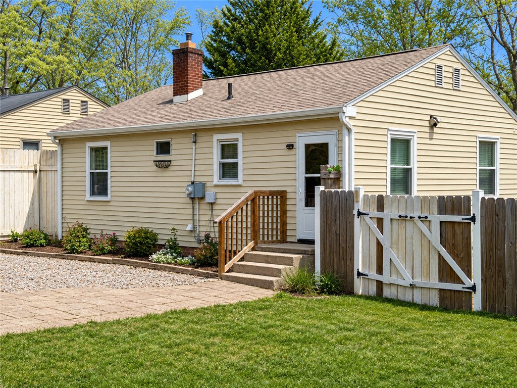 1909 Northview Avenue Anderson, SC 29625 - Photo 20 of 21 This charming residence features a well-maintained exterior and inviting entry, perfect for comfortable living.
