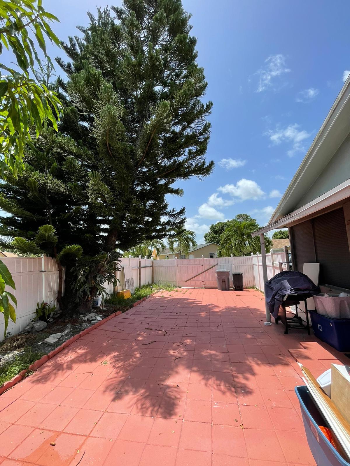 22644 Southwest 66th Avenue Boca Raton, FL 33428 - Photo 14 of 14 Outside