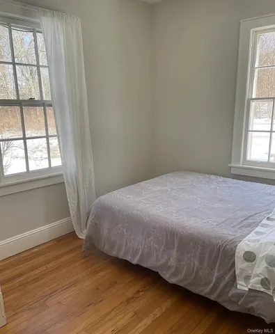 $2,500 | 717 Spring Lake Road, Red Hook, NY 12571