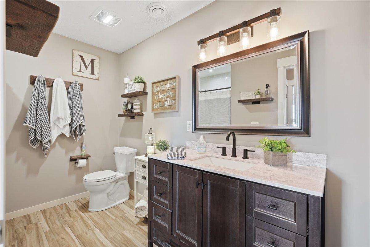 300 Cedar Street, Unit 72 Baldwin, WI 54002 - Photo 9 of 21