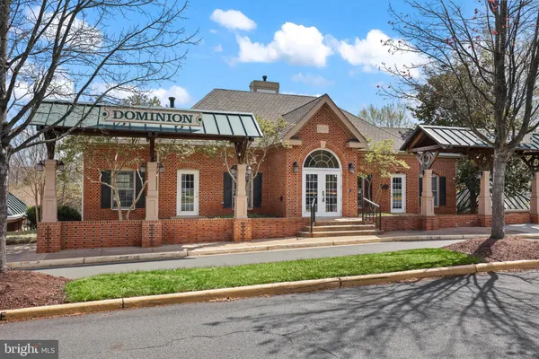 $2,600 | 21877 Elkins Terrace, Sterling, VA 20166