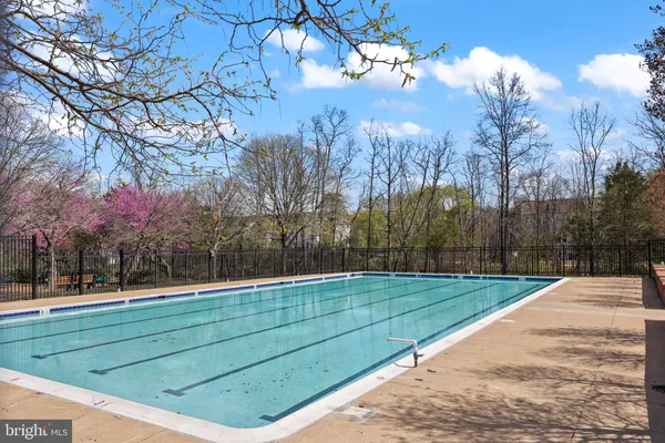 $2,600 | 21877 Elkins Terrace, Sterling, VA 20166