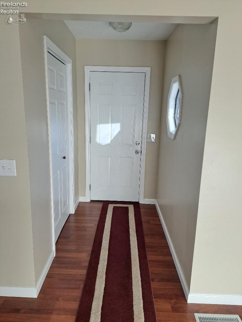 800 Upton Road Fremont, OH 43420 - Photo 2 of 17 Gallery Image 2