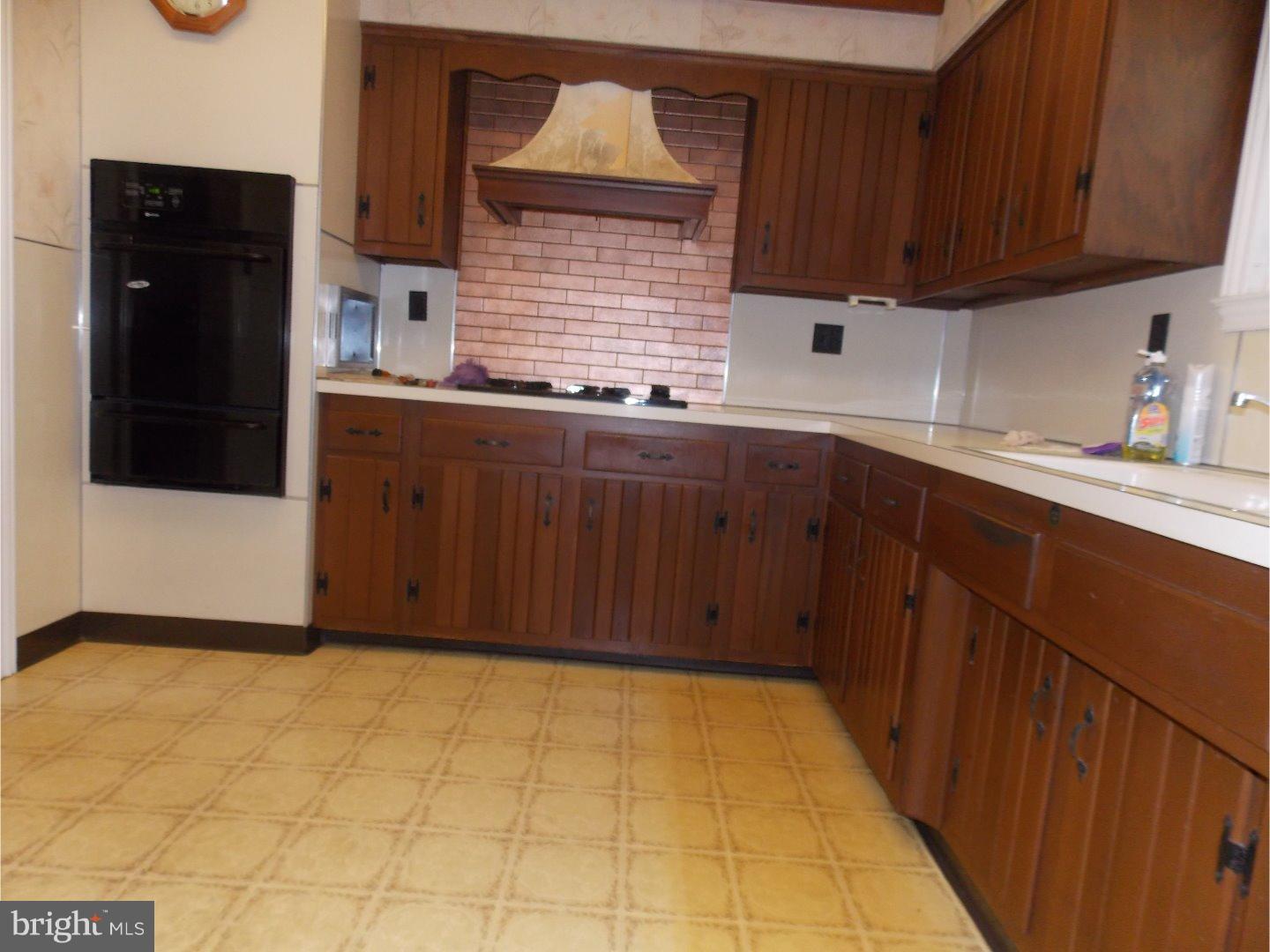 1816 Wynnewood Road Philadelphia, PA 19151 - Photo 12 of 20 Gallery Image 12