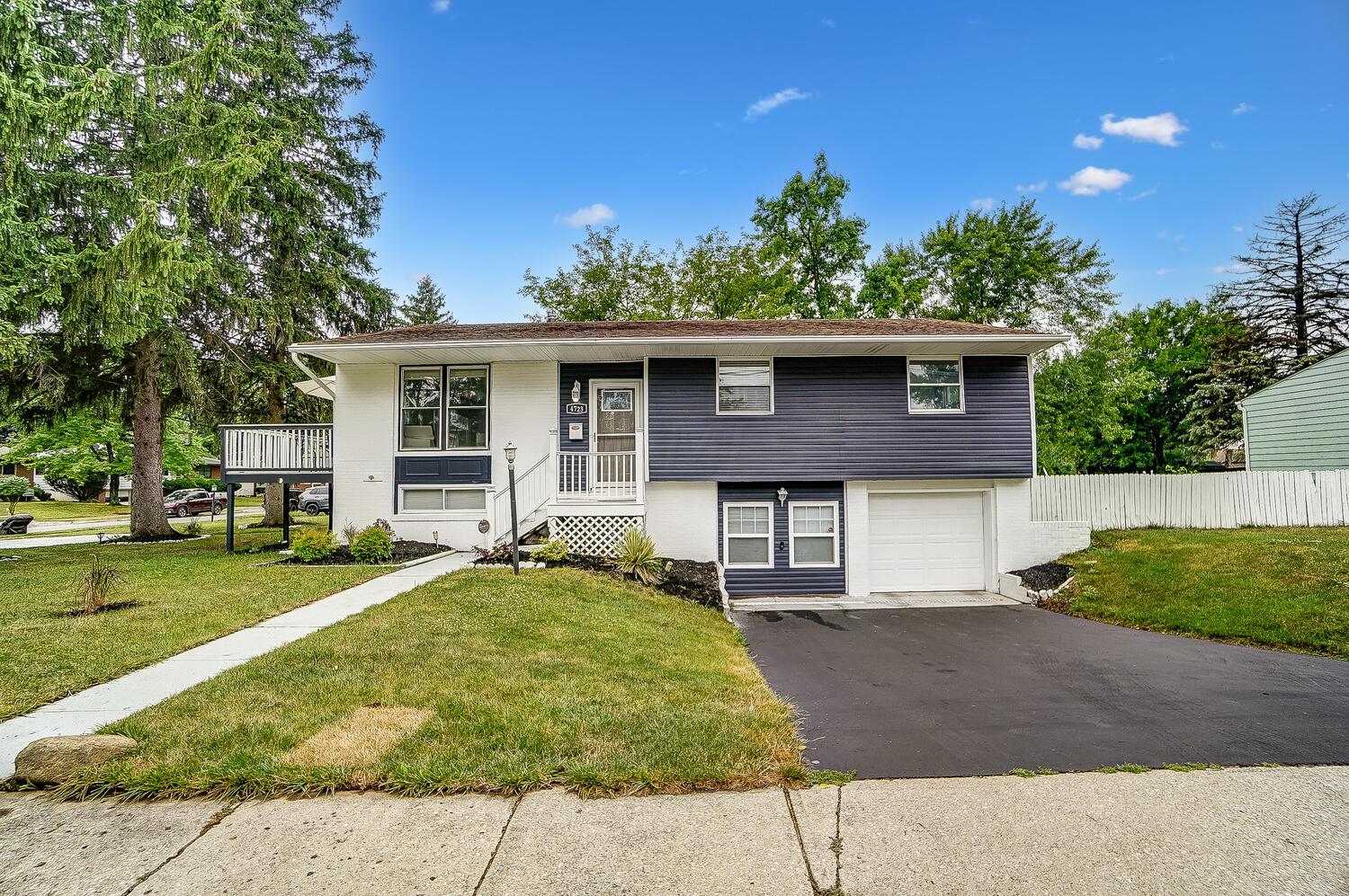4723 Karl Road Columbus, OH 43229 - Photo 5 of 51 50039177-004_web