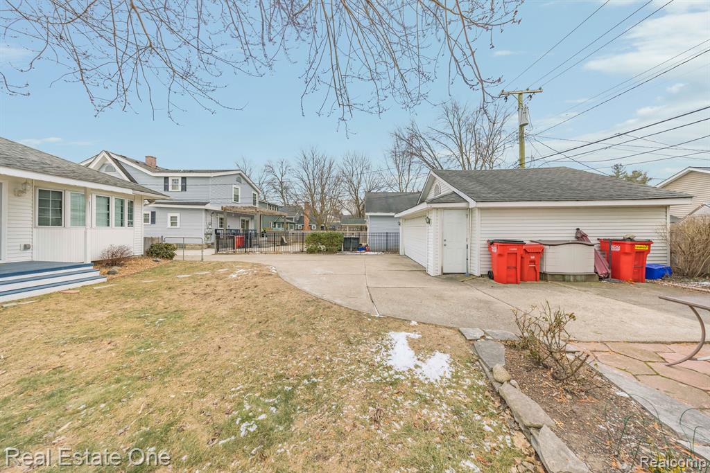 421 North Castell Avenue Rochester, MI 48307 - Photo 42 of 50