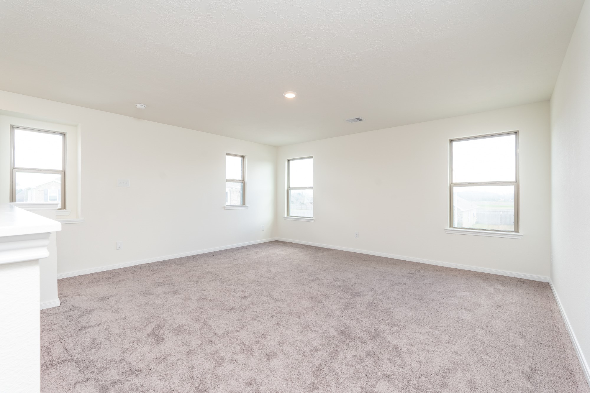 6120 Whitewing Road Rosenberg, TX 77469 - Photo 26 of 35 an empty room with windows