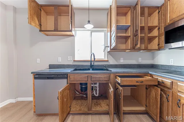 $215,000 | 105 East Roosevelt Avenue, Union, MO 63084