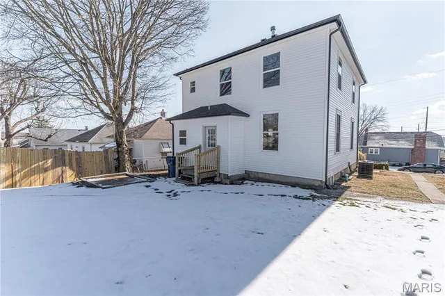 $215,000 | 105 East Roosevelt Avenue, Union, MO 63084