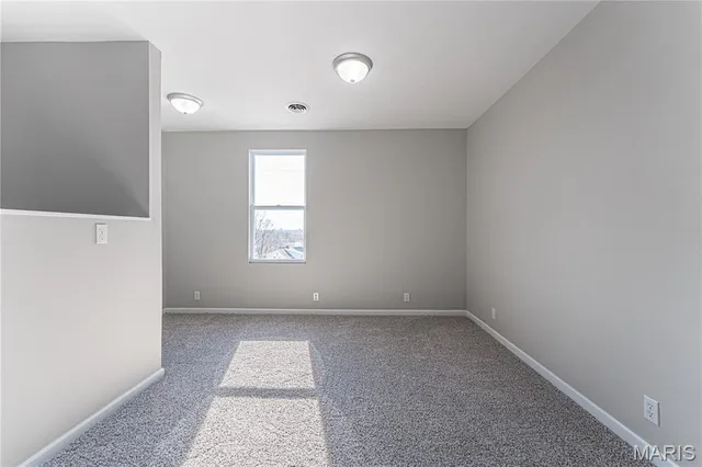 $215,000 | 105 East Roosevelt Avenue, Union, MO 63084