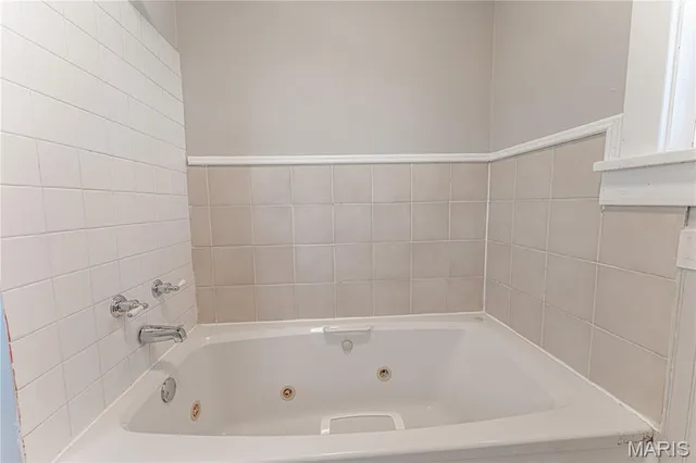 $215,000 | 105 East Roosevelt Avenue, Union, MO 63084