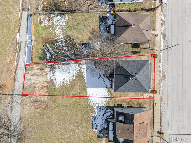 $215,000 | 105 East Roosevelt Avenue, Union, MO 63084