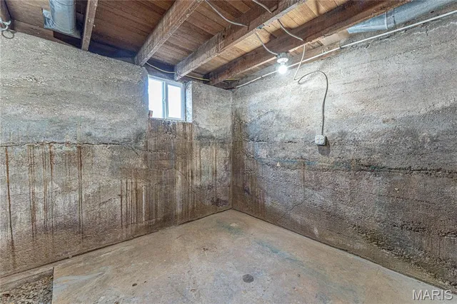 $215,000 | 105 East Roosevelt Avenue, Union, MO 63084