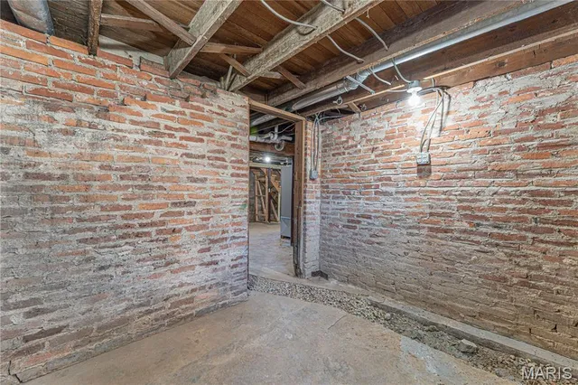 $215,000 | 105 East Roosevelt Avenue, Union, MO 63084