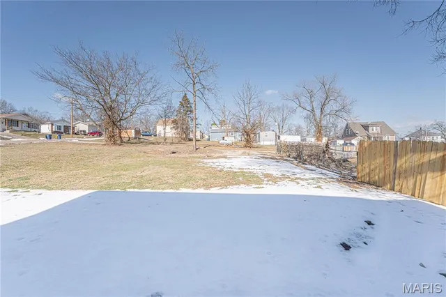 $215,000 | 105 East Roosevelt Avenue, Union, MO 63084