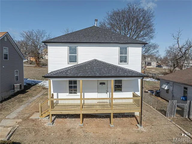 $215,000 | 105 East Roosevelt Avenue, Union, MO 63084