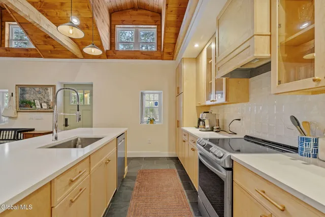 $549,900 | 228 Slade Hill Road, Westerlo, NY 12193