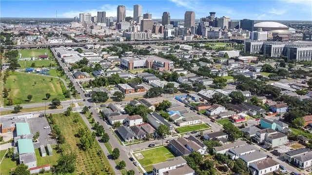 $2,300 | 2226 Conti Street, New Orleans, LA 70119