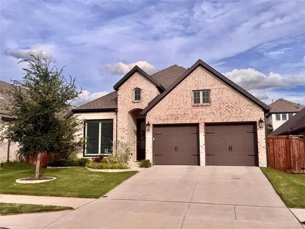 $409,900 | 215 Buffalo Boulevard, Rhome, TX 76078