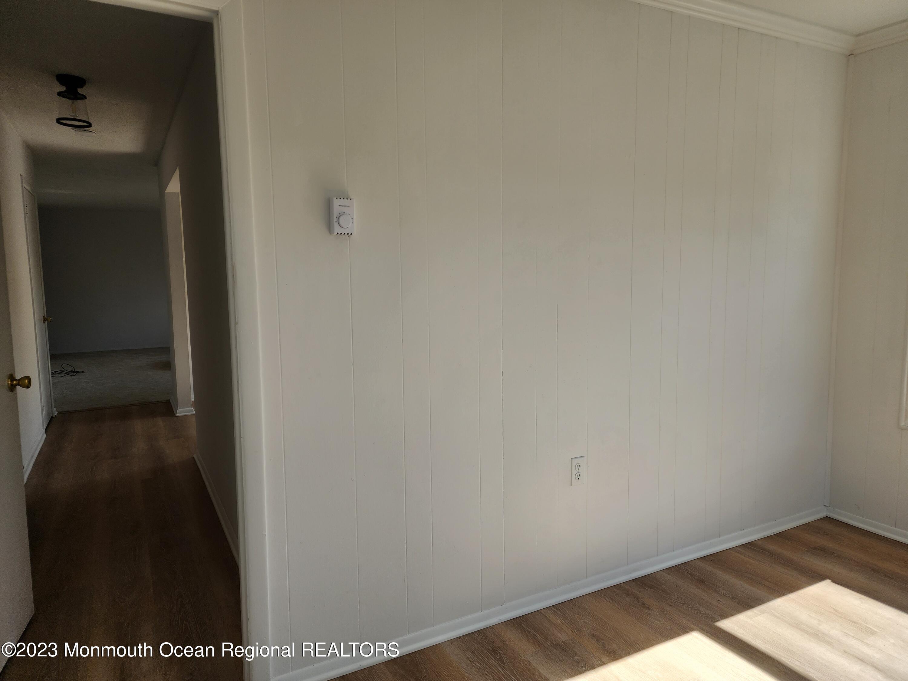 987 Constitution Boulevard, Unit B Whiting, NJ 08759 - Photo 6 of 31 20230309_132904