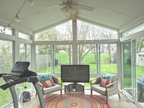 $3,500 | 1332 East Bailey Road, Naperville, IL 60565