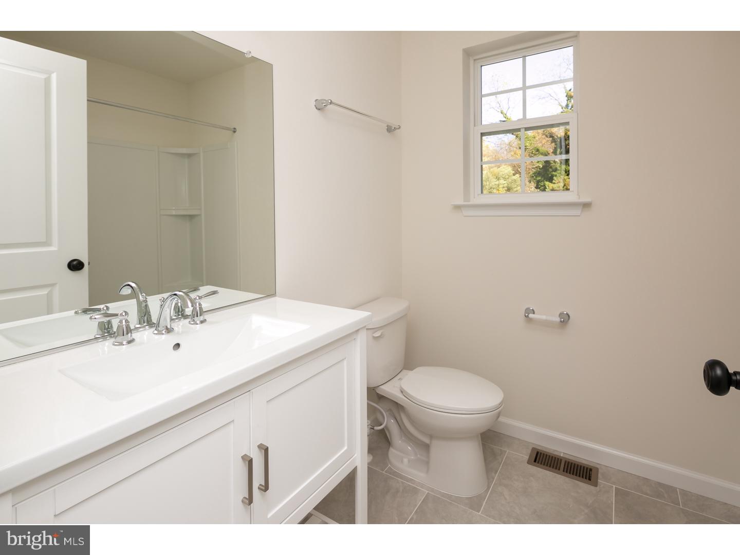 140 Edison Road Cherry Hill, NJ 08034 - Photo 18 of 25 Gallery Image 18