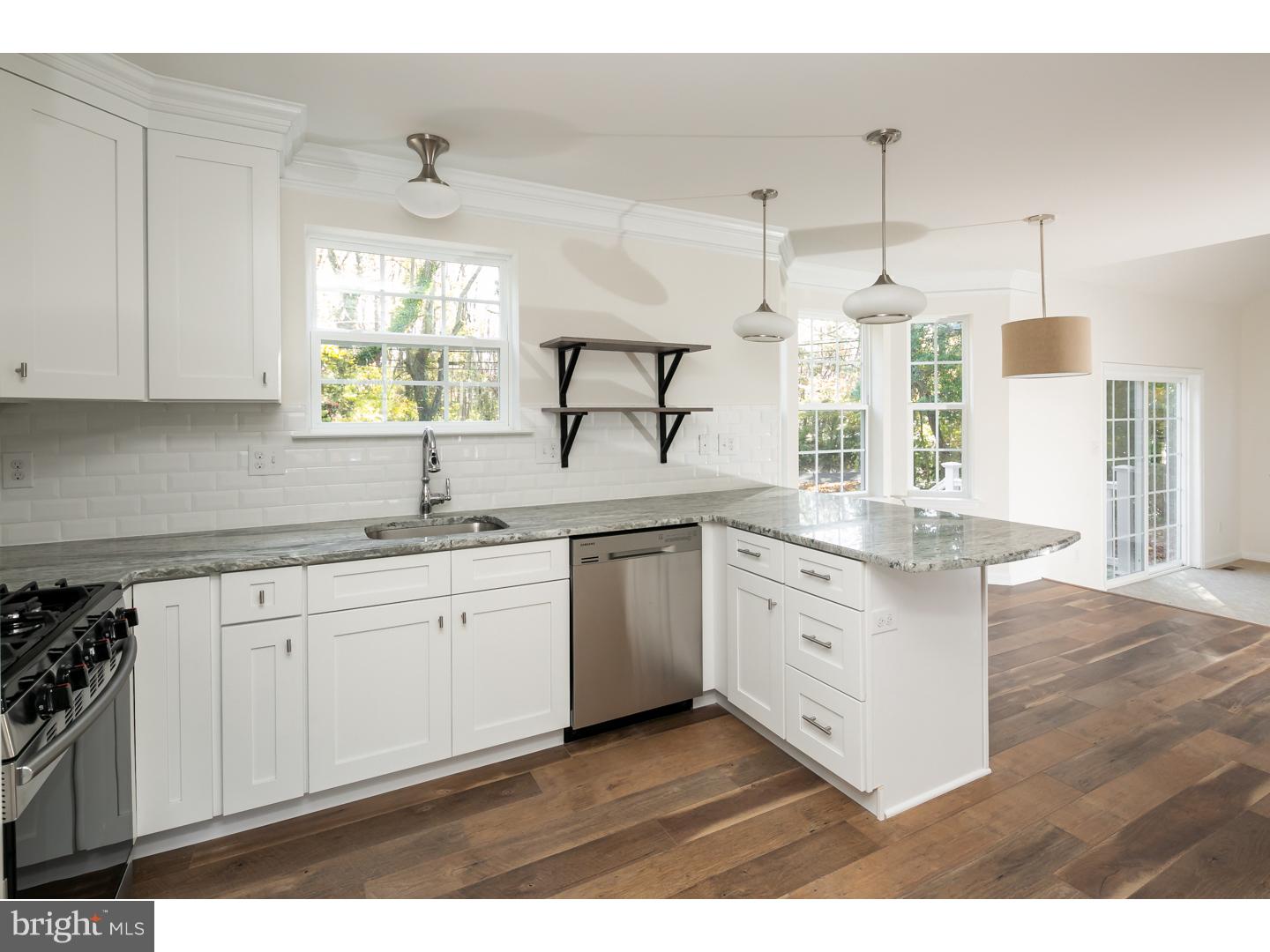 140 Edison Road Cherry Hill, NJ 08034 - Photo 5 of 25 Gallery Image 5
