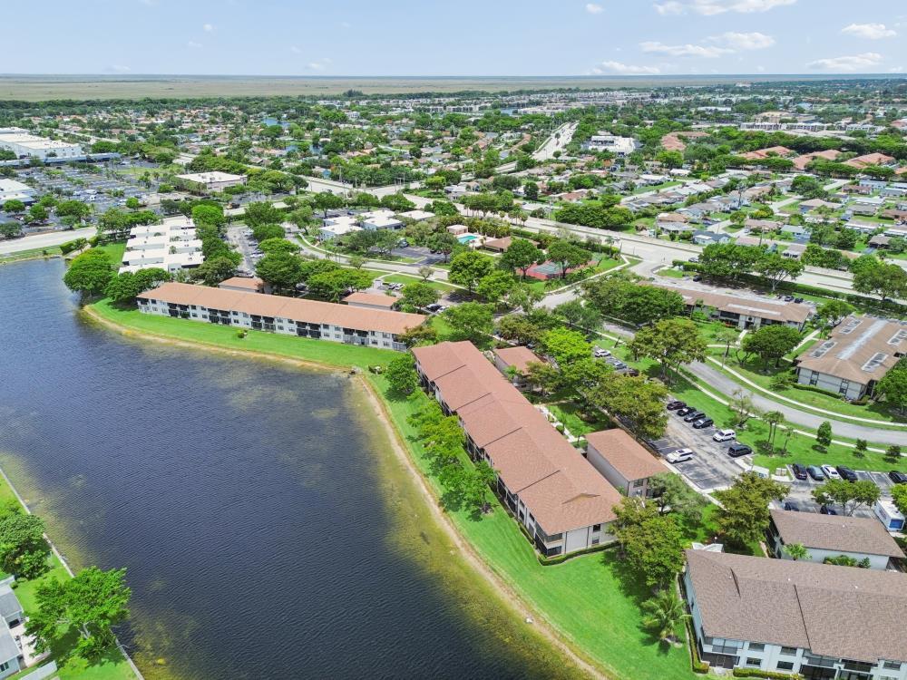 9740 West McNab Road, Unit 111 Tamarac, FL 33321 - Photo 21 of 24 IMG_3043