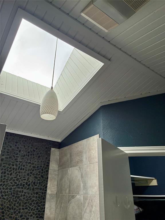2405 Country Valley Road Garland, TX 75041 - Photo 28 of 36