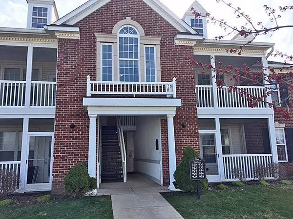 $1,950 | 926 Summerfield Glen, Ann Arbor, MI 48103