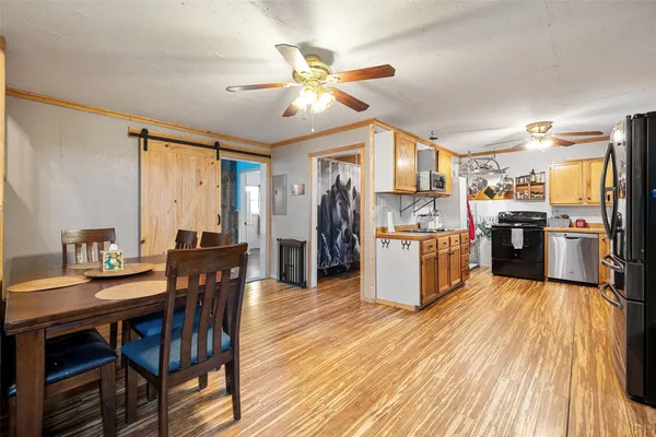 $500,000 | 3210 County Road 226, Giddings, TX 78942