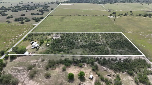 $500,000 | 3210 County Road 226, Giddings, TX 78942