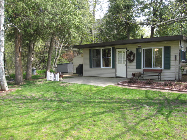 3710 Rileys Point Road Sturgeon Bay, WI 54235 - Photo 1 of 1 Main View