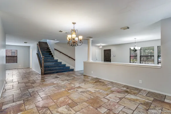 a view of livingroom with furniture